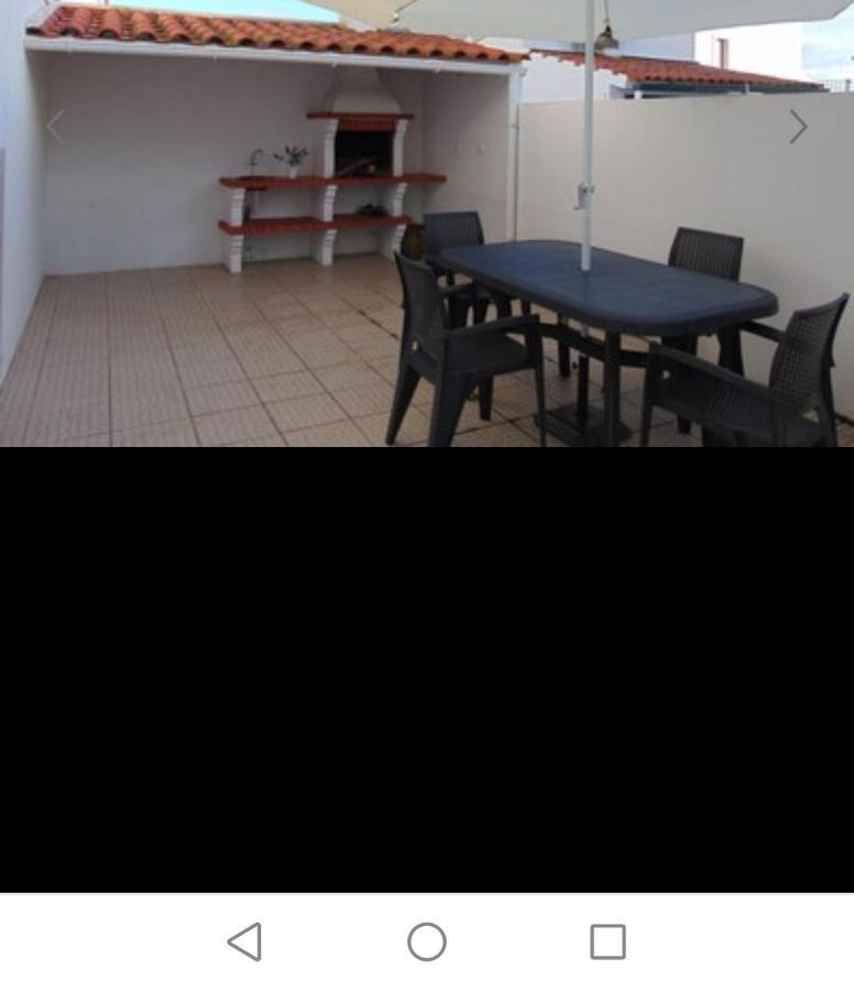 Casinha Res Do Chao Na Nazare Com Quintal E Barbecue Villa Bagian luar foto